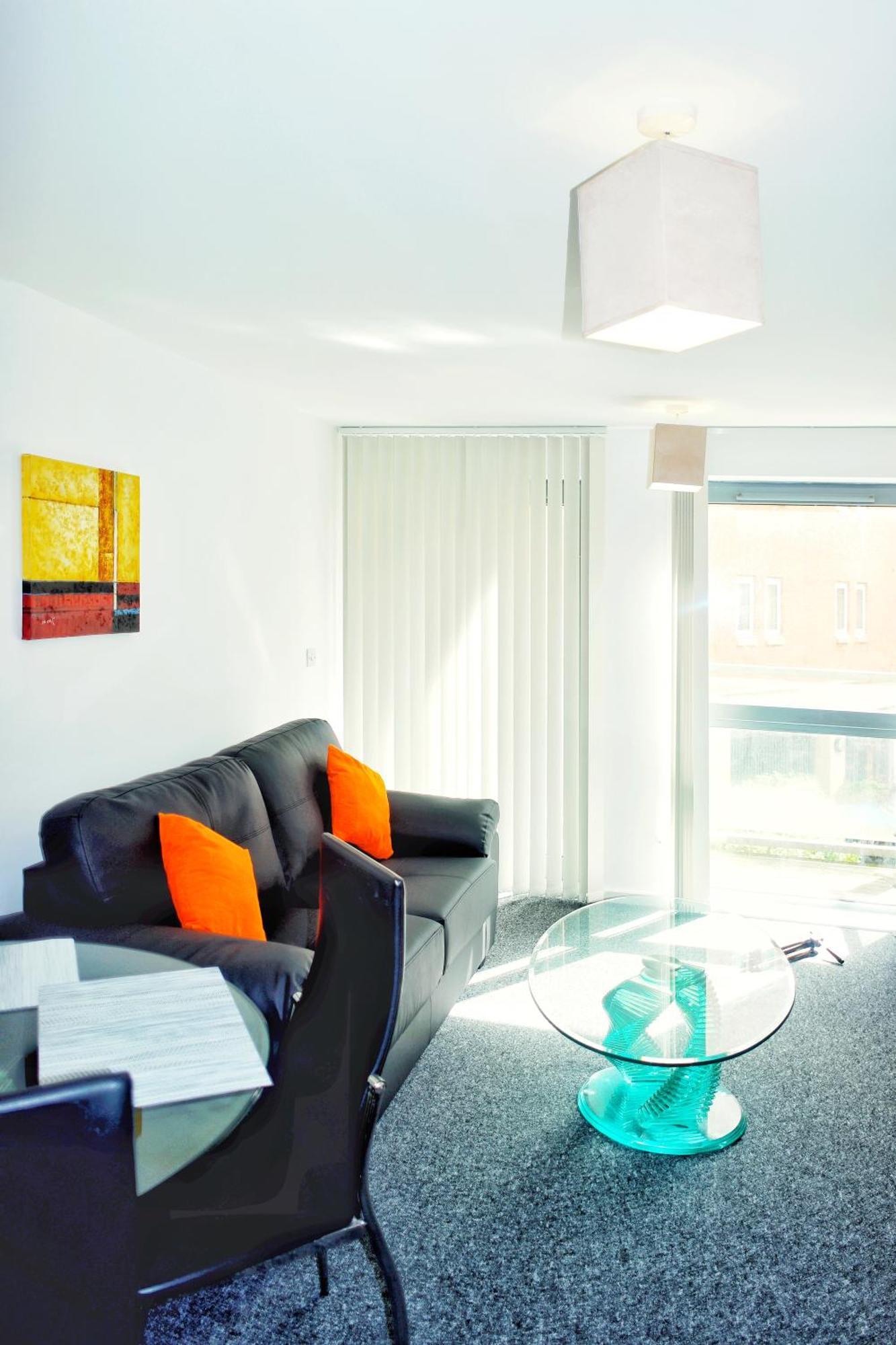 2 Bed Ensuite With Balcony And Free Onsite Secure Parking Manchester Ngoại thất bức ảnh